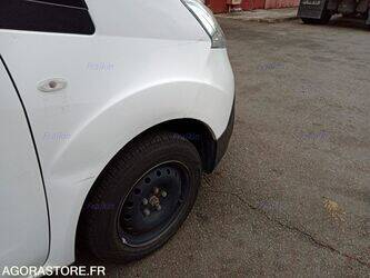 2019-nissan-nv200-1405259-44963467