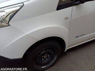 2019-nissan-nv200-1405259-44963477