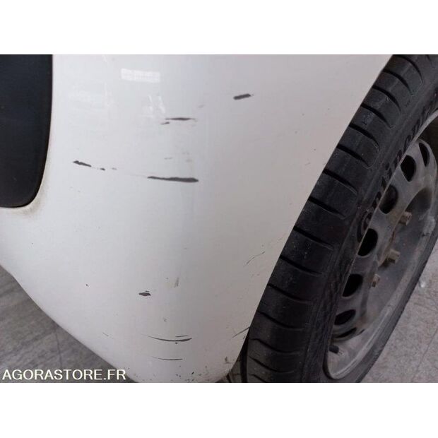 2011 Citroen C1-44963534