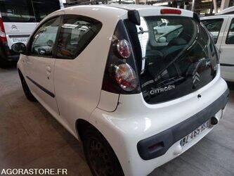 2011-citroen-c1-1405266-44963537
