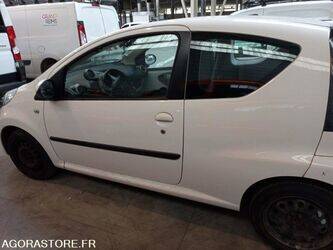 2011-citroen-c1-1405266-44963539