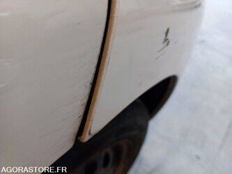 2011-citroen-c1-1405266-44963545