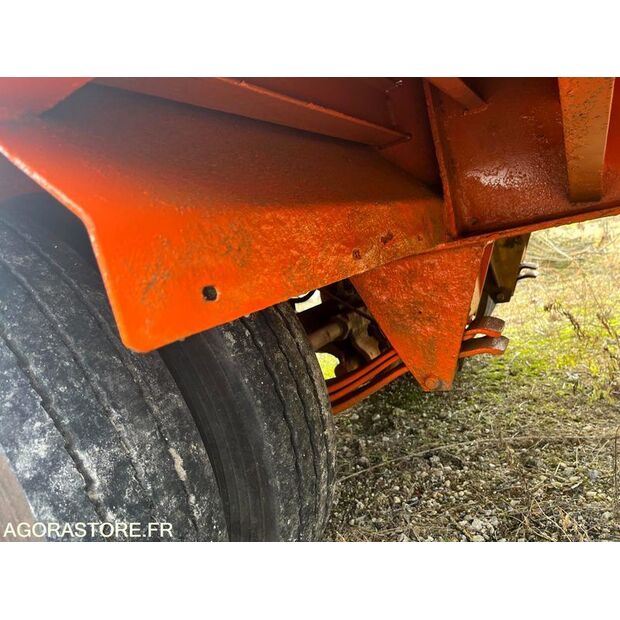 2000 Castera-44963566