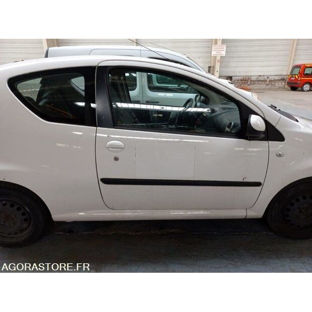 2011 Citroen C1-44963578
