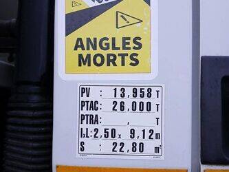 2012-renault-premium-1405286-44963736