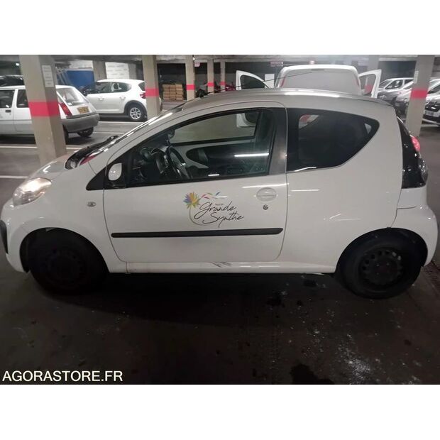 2013 Citroen C1-44963813