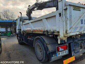 man-18-284-1405303-44963936