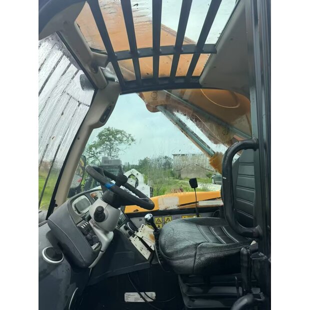 2021 JCB 535-95-44963997
