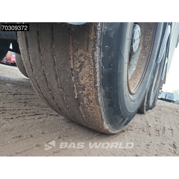 2001 بينالو Bencere-44964483