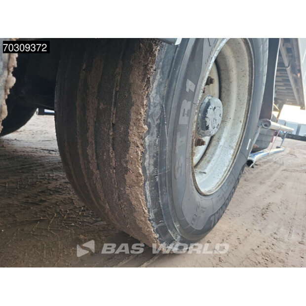 2001 بينالو Bencere-44964485