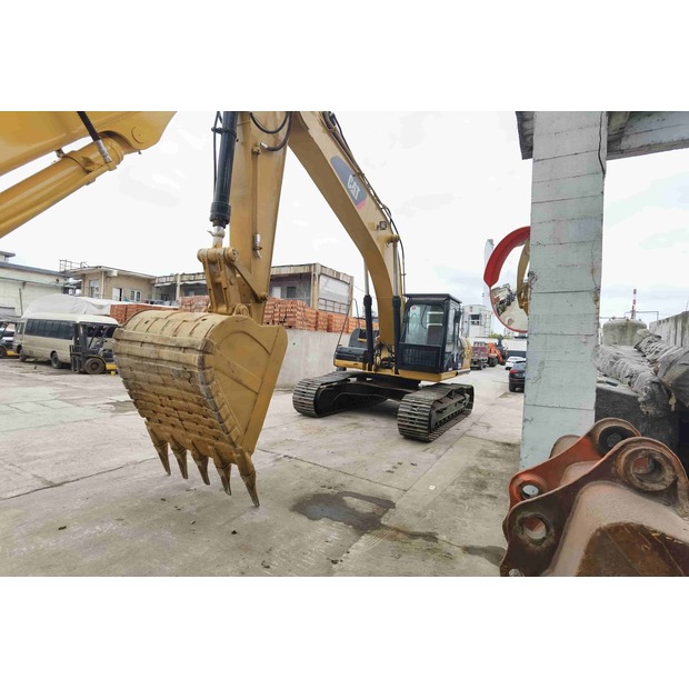 2022 كاتربيلر 329DL-44965364