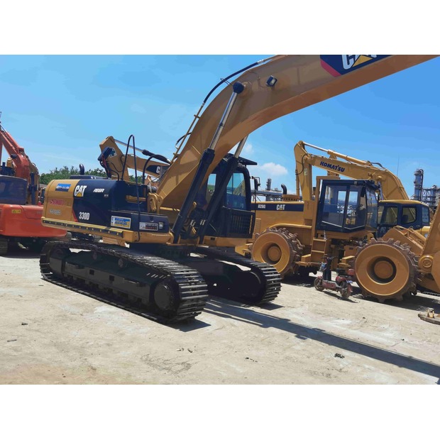2022 Caterpillar 330D-44965370