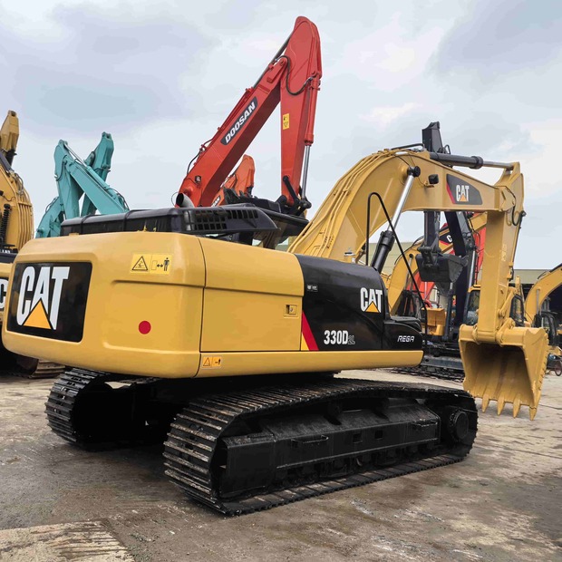 2022 Caterpillar 330D2L-44965387