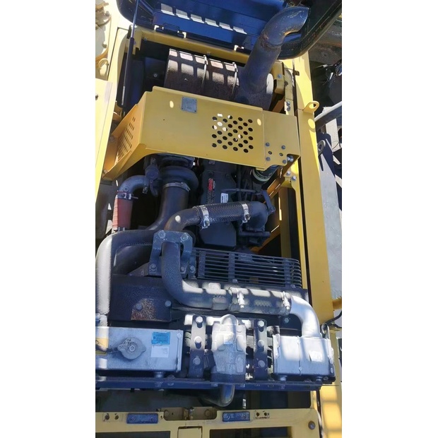 2021 Komatsu BR380-44965422