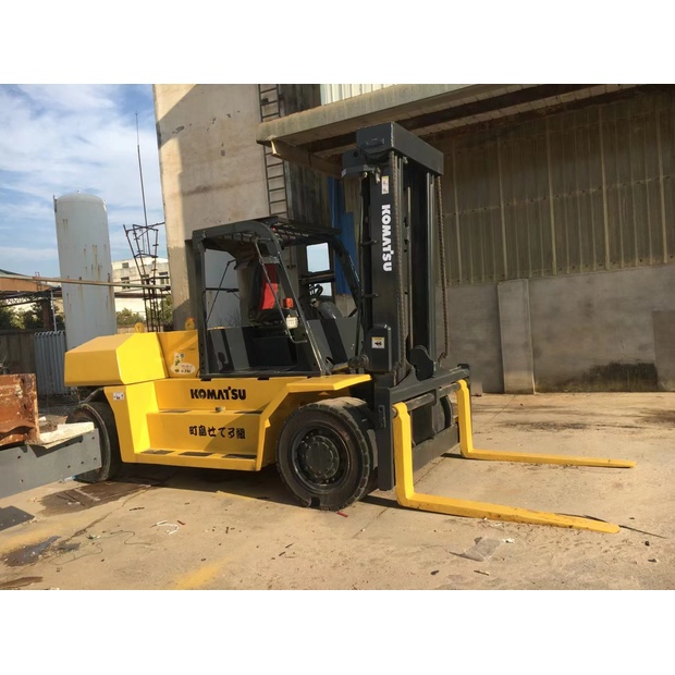 2023 Komatsu 15-44965433