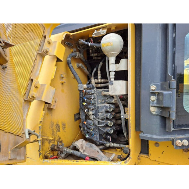 2014 Komatsu D61PXI-23-44965614
