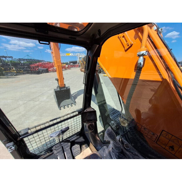 2025 Doosan DX225LC-7M-44965744