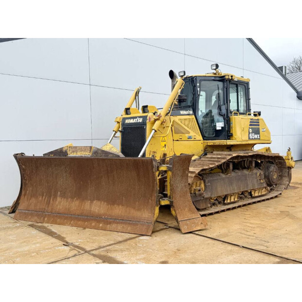2010 Komatsu D65WX-16-44965900