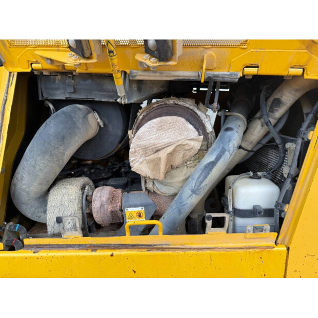 2010 Komatsu D65WX-16-44965922