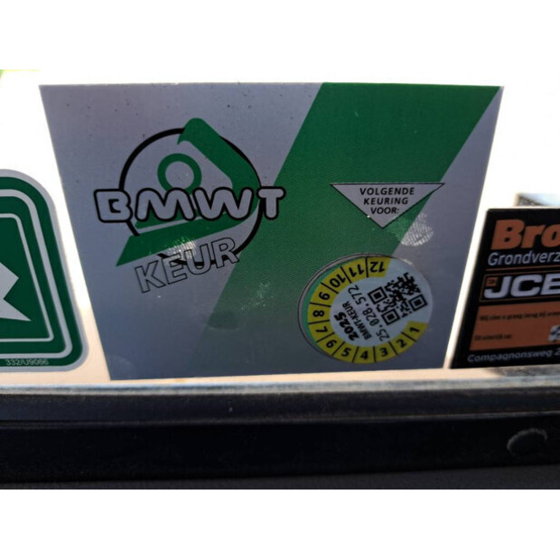 2017 JCB 427ZX-44966090