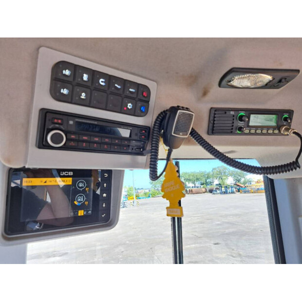 2017 JCB 427ZX-44966091