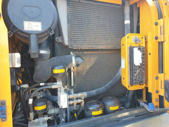 2016-hyundai-hw-140-44966107