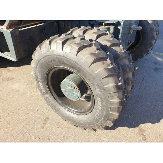 2016 هيونداي HW 140-44966109