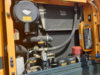 2016-hyundai-hw-160-44966122