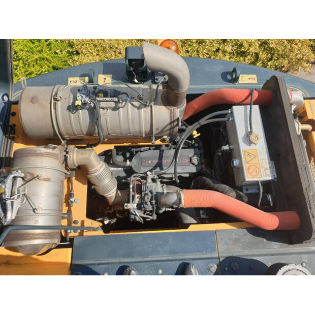 2016 هيونداي HW 160-44966126