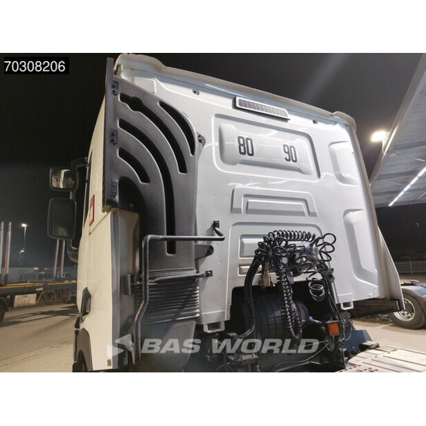 2017 رينو C460-44966459