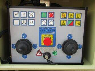 2012-iveco-eurocargo-180e28-1405381-44966623