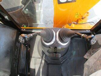 2025-jcb-3dx-plus-1405385-44966706