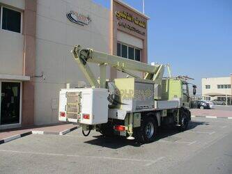 2012-iveco-eurocargo-180e28-1405387-44966729