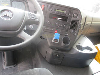 2022-mercedes-benz-arocs-3348-1405402-44966934