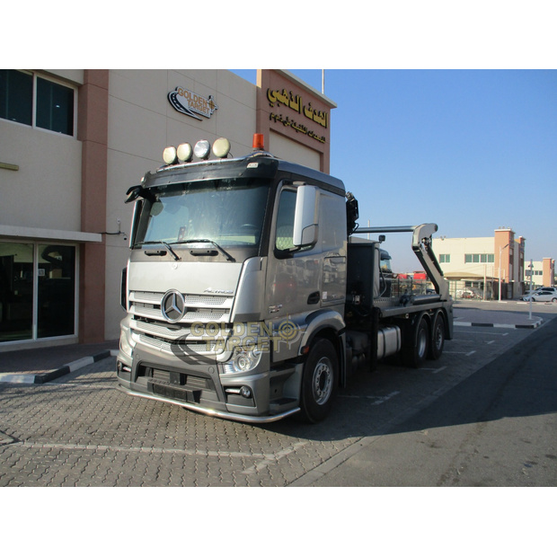 2012 Mercedes-Benz 2642-44967075