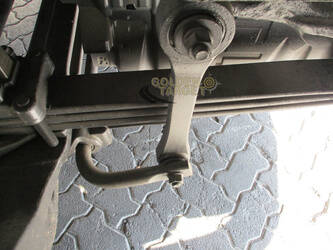 2012-mercedes-benz-2642-1405414-44967087