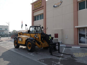 صورة ل رافعة شوكية تلسكوبية 2013 كاتربيلر TH417