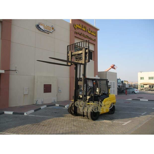 2014 Hyundai 50D-9SA-44967498