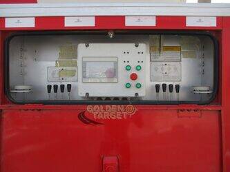 2012-mercedes-benz-actros-3332-1405479-44967785