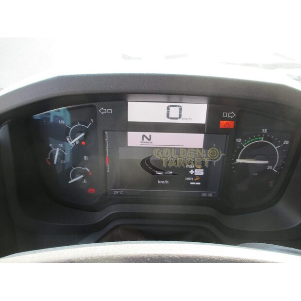 2022 Renault K420-44968274