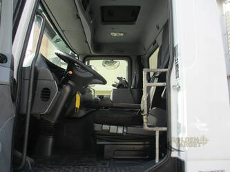 2014-mercedes-benz-actros-2636-1405520-44968348