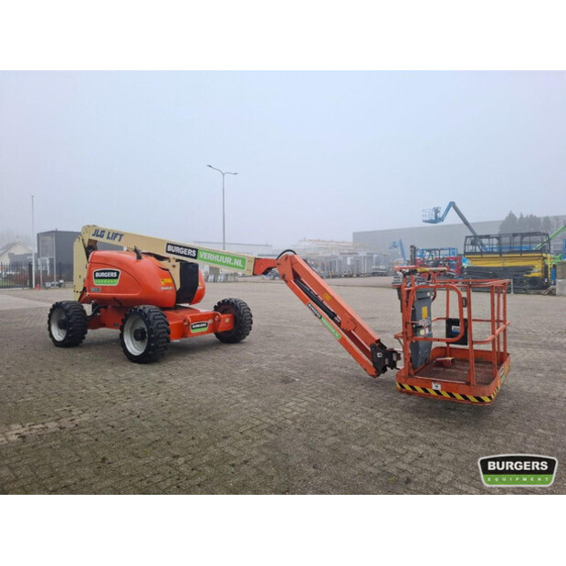 2011 جيه ال جي 600AJ-44968514