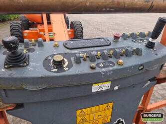 2011-jlg-600aj-1405533-44968543