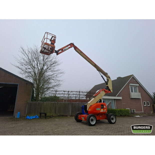 2011 جيه ال جي 600AJ-44968550