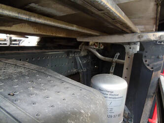 2010-mercedes-benz-axor-1829-1405554-44968873