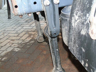 2010-mercedes-benz-axor-1829-1405554-44968876