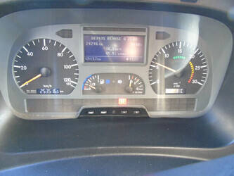 2010-mercedes-benz-axor-1829-1405554-44968884