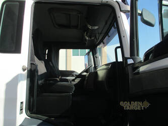 2011-man-tgs-28-320-1405559-44968991