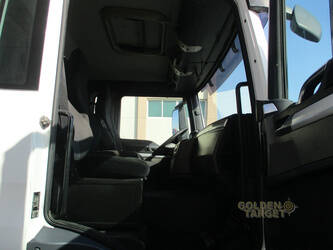 2011-man-tgs-28-320-1405559-44968992