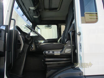 2011-man-tgs-28-320-1405559-44968993